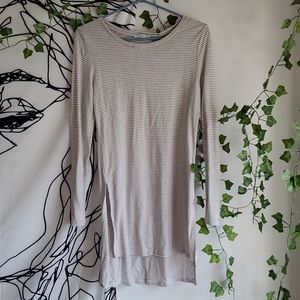 Long sleeve stripped hi-low shirt
